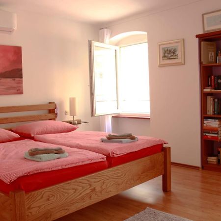 Apartment Roby Врсар Экстерьер фото
